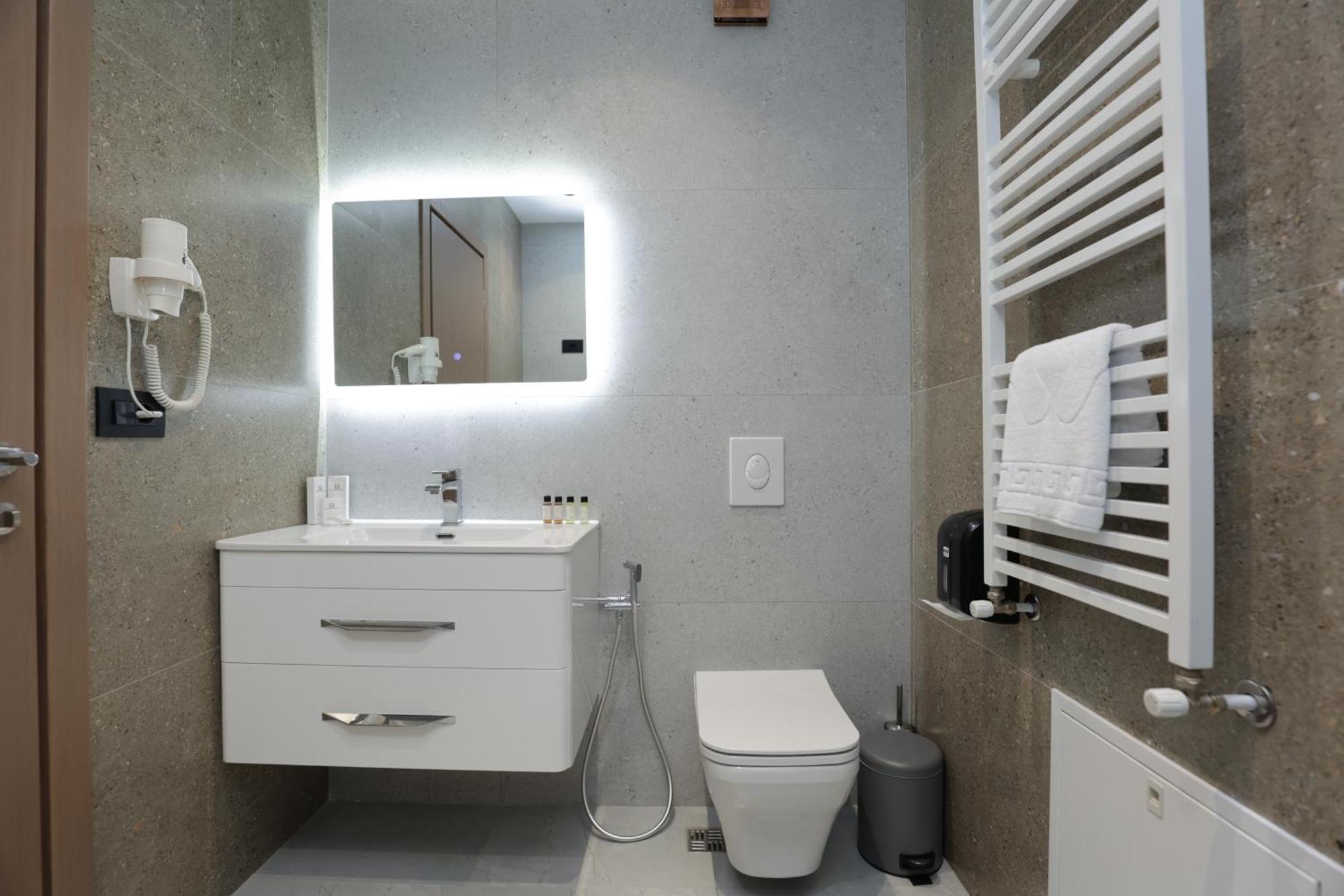 Residence Inn Tirana Kültér fotó